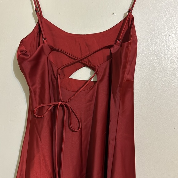 Banana Republic front cut out strap midi dress - Picture 4 of 8